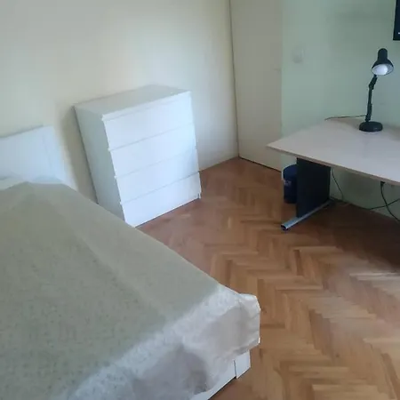아파트 3-Room Cozy Apartment + Free Parking